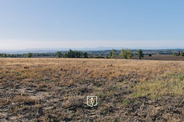 Terrain constructible à vendre, 2000 m² - Castelnaudary 11400