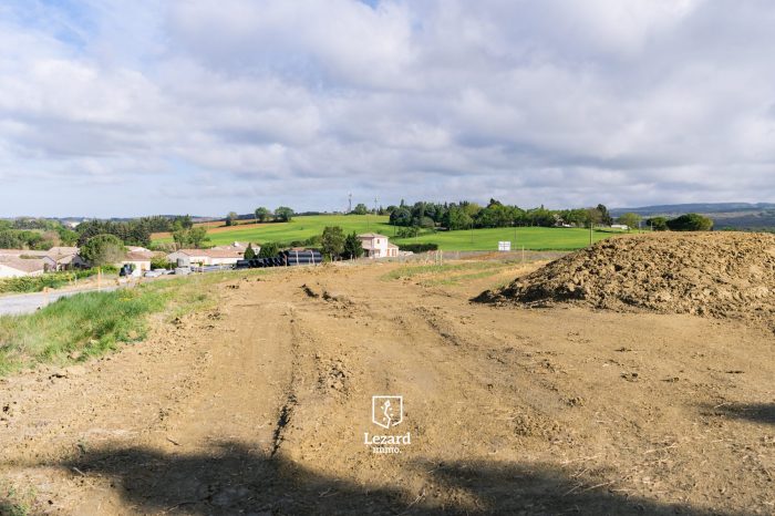 Terrain constructible à vendre, 250 m² - Castelnaudary 11400
