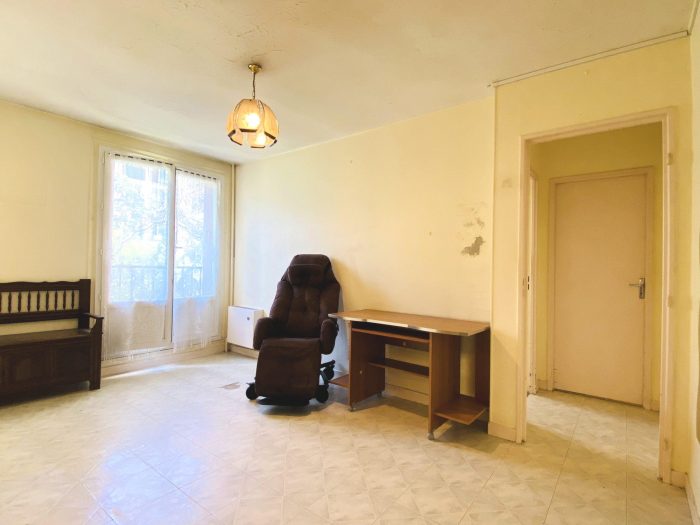 Appartement à vendre, 2 pièces - Brou-sur-Chantereine 77177