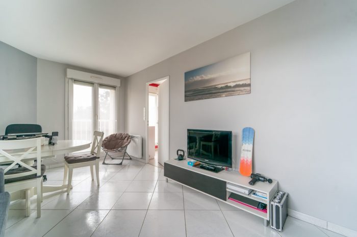 Appartement à vendre, 2 pièces - Neuilly-sur-Marne 93330