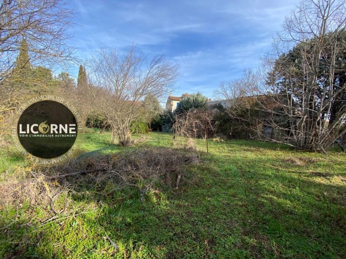 Terrain constructible à vendre, 05 a 36 ca - Le Puy-Sainte-Réparade 13610