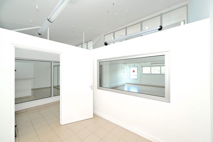 Bureau à louer, 165 m² - Nouméa 98800