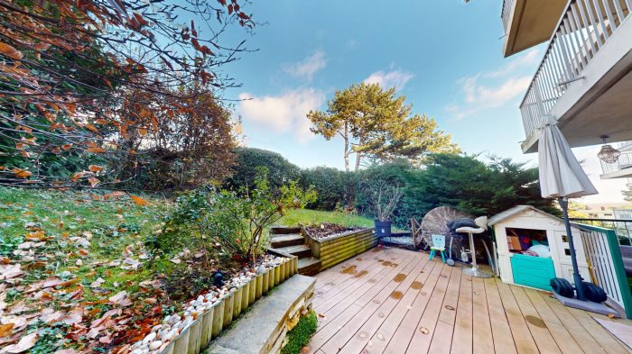 Photo Joli 4 pièces avec grand jardin de 80 m², terrasse et parking image 1/19