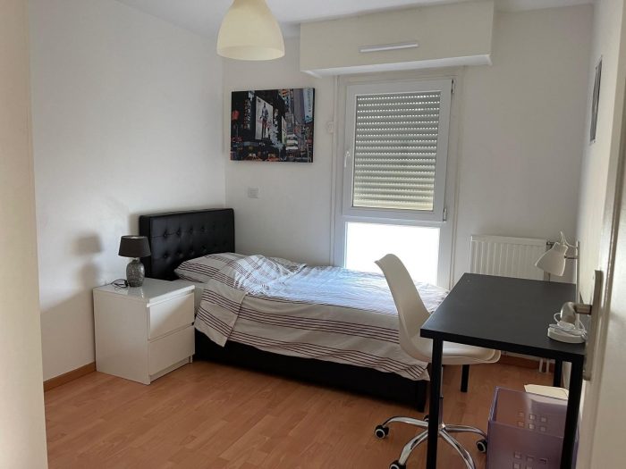 Appartement à vendre, 4 pièces - Évry-Courcouronnes 91000