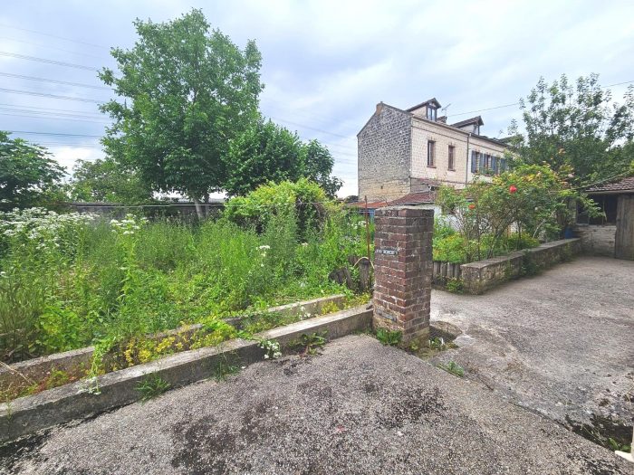 Maison traditionnelle à vendre, 9 pièces - Persan 95340