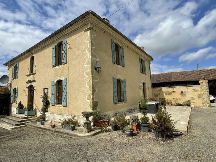 Maison bourgeoise à vendre, 8 pièces - Marciac 32230