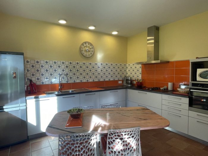 Contemporary house for sale, 5 rooms - Masseube 32140