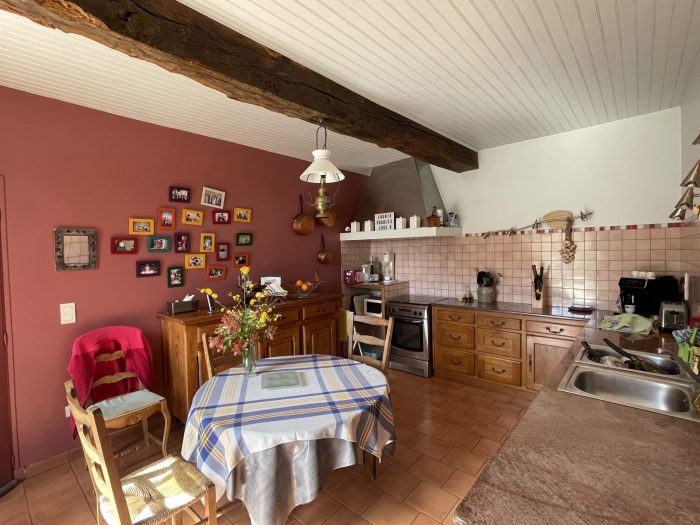 Photo Superbe maison de maitre avec appartement et dependances, vue Pyrénées image 30/31