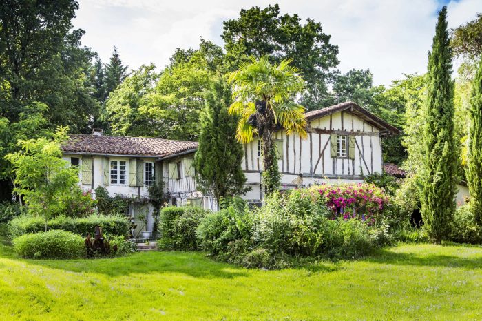 Landhaus zu verkaufen, 8 Teile - L'Isle-en-Dodon 31230