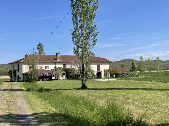 Oud huis te koop, 8 onderdelen - Castelnau-Magnoac 65230
