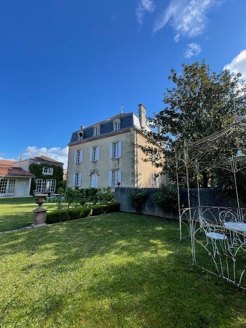 Bourgeois house for sale, 7 rooms - Marciac 32230
