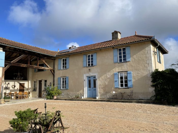 Oud huis te koop, 7 onderdelen - Mont-de-Marrast 32170