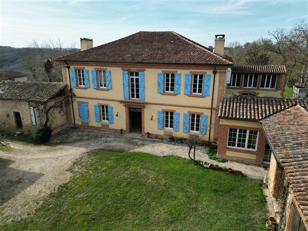 Bourgeois house for sale, 11 rooms - Lombez 32220