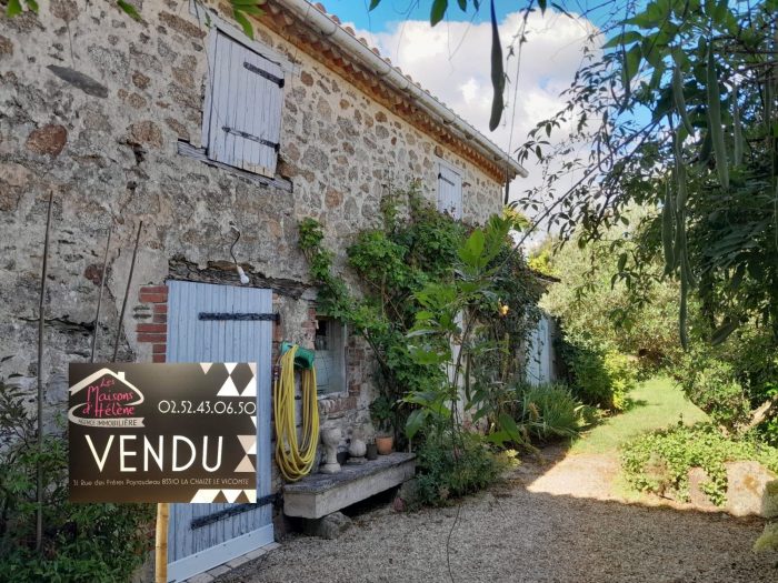 Maison individuelle à vendre, 5 pièces - La Chaize-le-Vicomte 85310