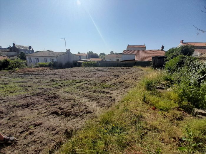 Terrain constructible à vendre, 07 a 97 ca - La Chaize-le-Vicomte 85310