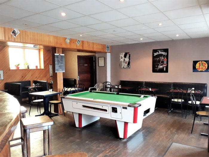 Restaurant, bar à vendre, 200 m² - Plestin-les-Grèves 22310