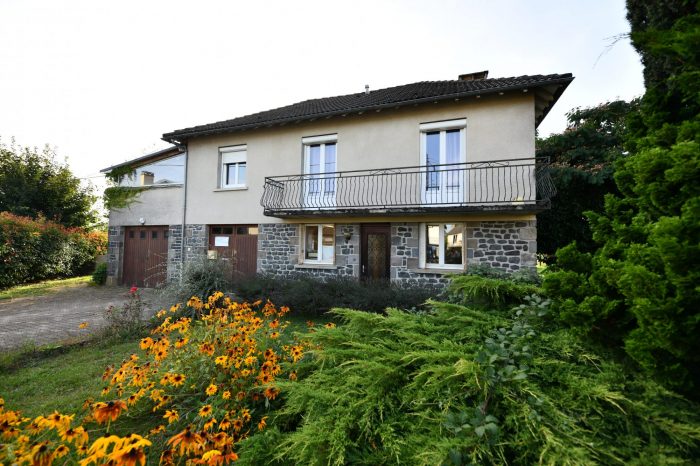 Vente Maison/Villa PLEAUX 15700 Cantal FRANCE
