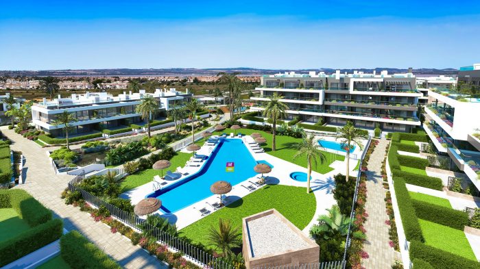 Apartment for sale, 3 rooms - Torrevieja 03180