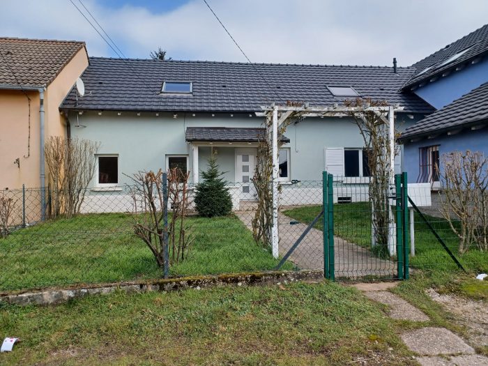 Maison mitoyenne 2 côtés à vendre, 6 pièces - Phalsbourg 57370