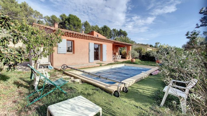 Villa à vendre, 5 pièces - Peypin-d'Aigues 84240