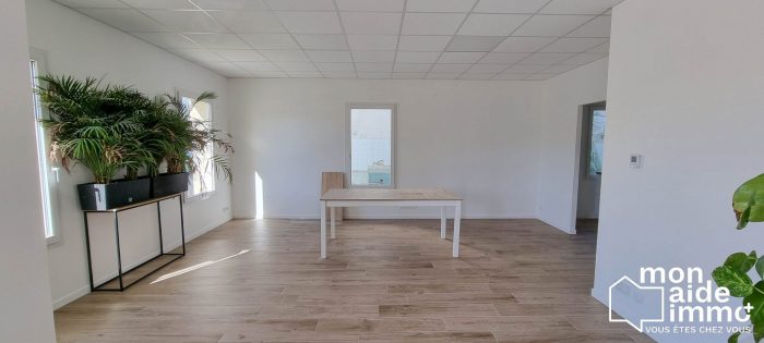 Bureau à louer, 37 m² - Carignan-de-Bordeaux 33360
