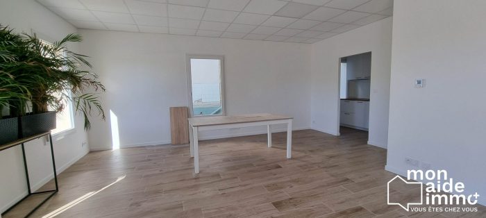 Bureau à louer, 37 m² - Carignan-de-Bordeaux 33360