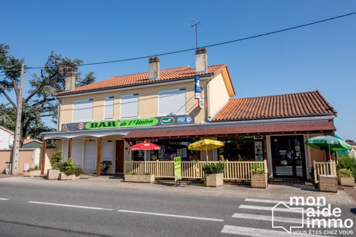 Restaurant, bar à vendre, 260 m² - Terres-de-Haute-Charente 16270