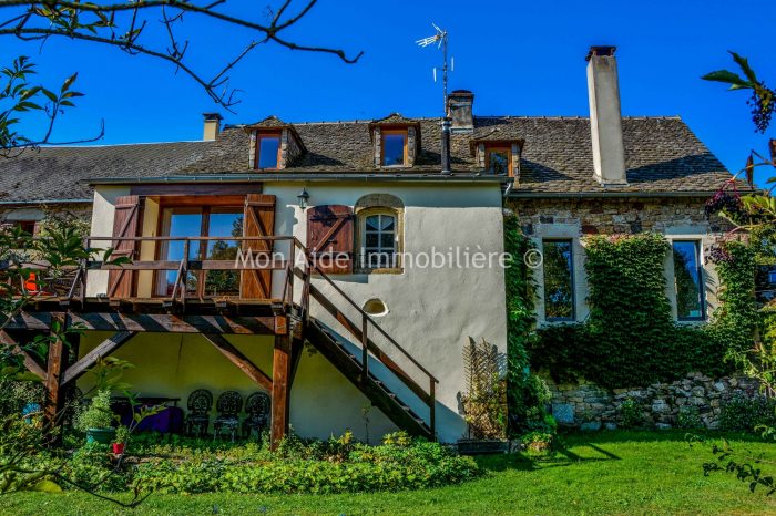Maison à vendre, 7 pièces - Agen-d'Aveyron 12630