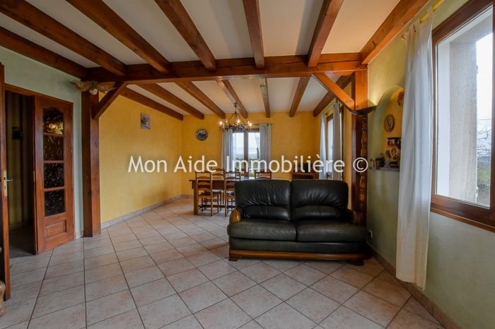 Maison individuelle à vendre, 5 pièces - Sauveterre-de-Rouergue 12800