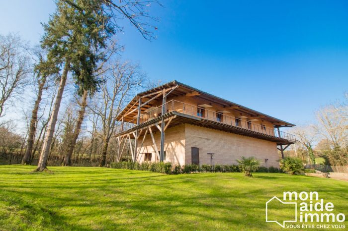 Maison individuelle à vendre, 8 pièces - Ruffec 16700