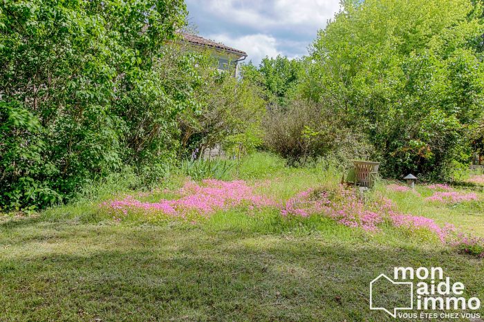 Photo Très belle Girondine sur  un remarquable jardin arboré de plus de 7000m² image 32/50