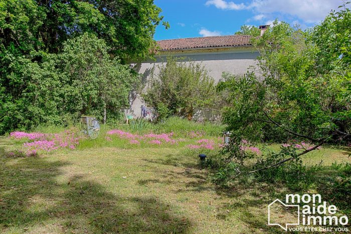 Photo Très belle Girondine sur  un remarquable jardin arboré de plus de 7000m² image 30/50