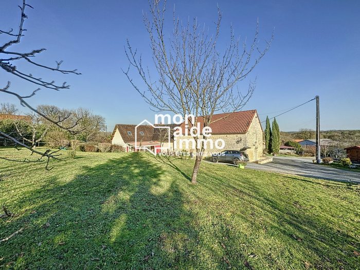 Maison de campagne à vendre, 9 pièces - Coulaures 24420