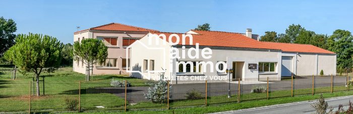 Bureau à vendre, 700 m² - Migron 17770