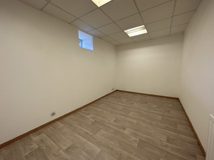 Geschäftsräume zu vermieten, 80 m² - Forbach 57600
