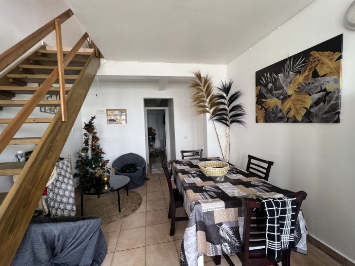 Immeuble à vendre, 110 m² - Le Lamentin 97232