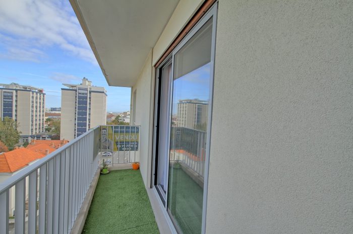 Appartement à vendre, 2 pièces - Clermont-Ferrand 63000