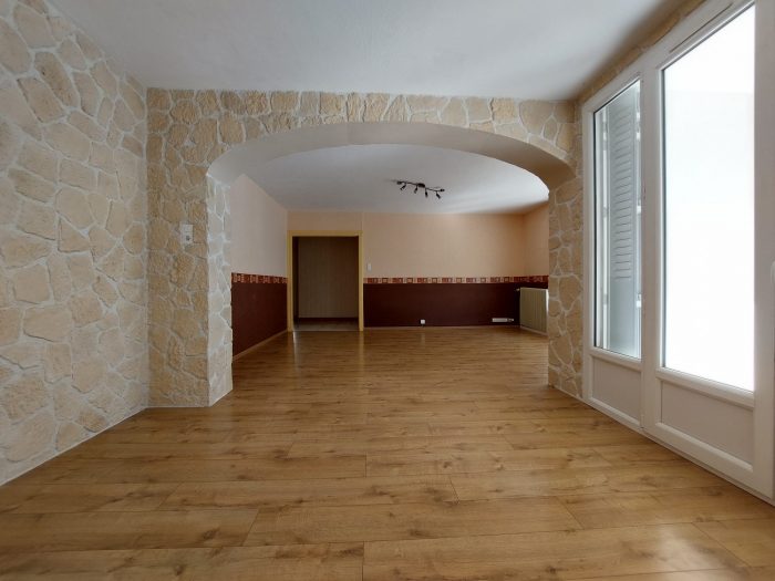Apartment for sale, 4 rooms - Chamalières 63400