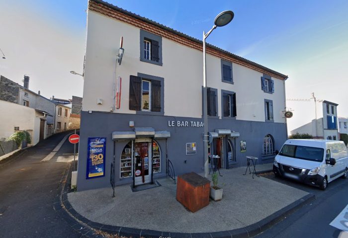 Building for sale, 425 m² - Pérignat-sur-Allier 63800