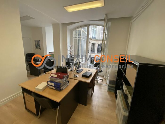 Bureau à louer, 490 m² - Paris 75002