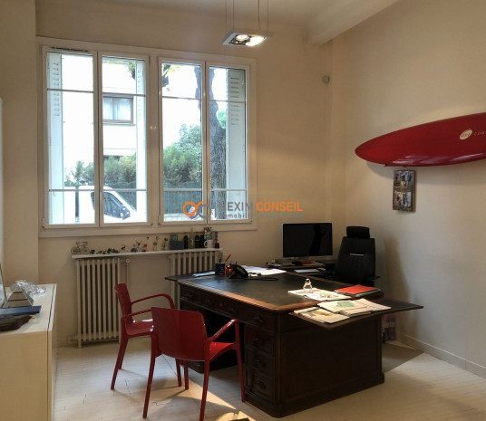 Bureau à louer, 220 m² - Neuilly-sur-Seine 92200