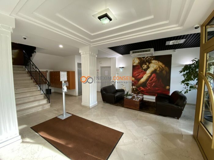 Bureau à louer, 522 m² - Rueil-Malmaison 92500