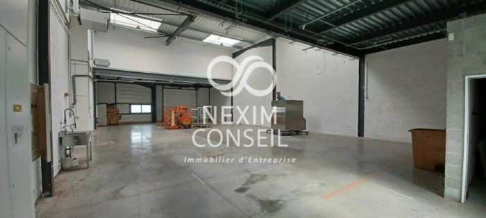 Entrepôt à louer, 700 m² - VILLENEUVE LA GARENNE 92390