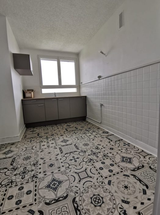 Appartement à louer, 2 pièces - Chenôve 21300