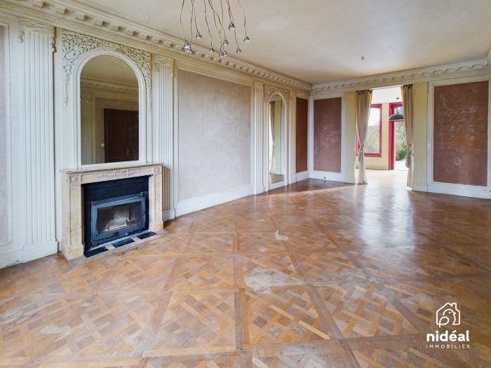 Maison individuelle à vendre, 11 pièces - Solre-le-Château 59740