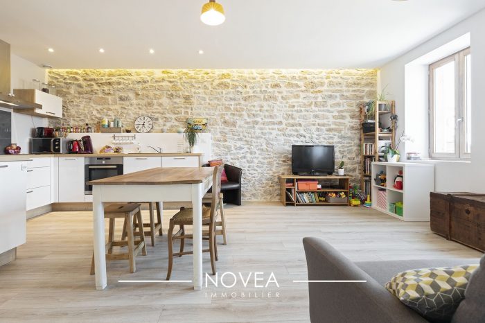Appartement à vendre, 3 pièces - Saint-Cyr-au-Mont-d'Or 69450