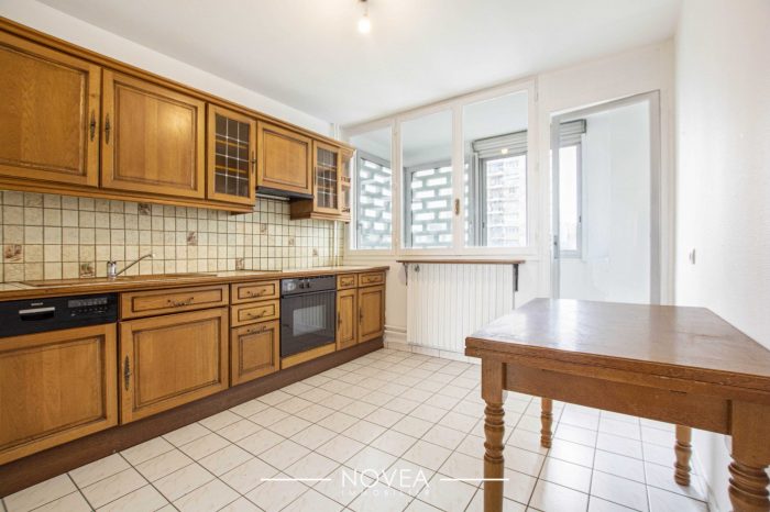 Appartement à vendre, 5 pièces - Sainte-Foy-lès-Lyon 69110