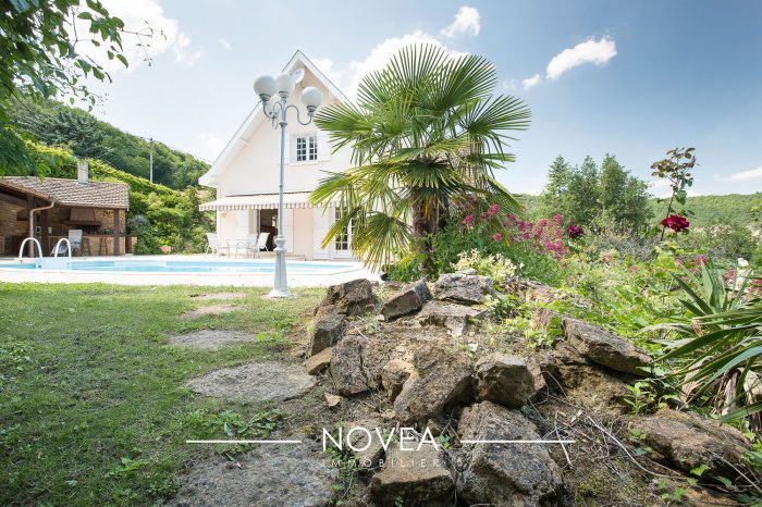 Villa à vendre, 6 pièces - Couzon-au-Mont-d'Or 69270