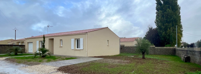 Maison individuelle à vendre, 4 pièces - Sainte-Gemme 17250