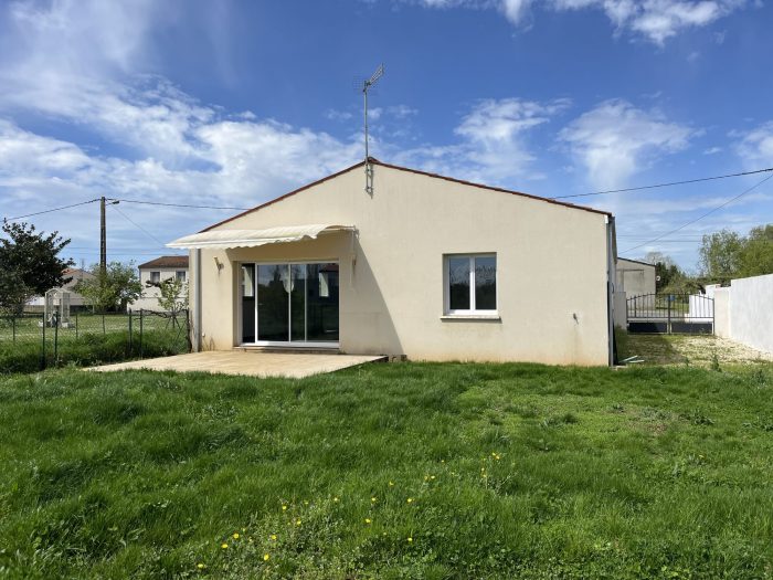 Maison individuelle à vendre, 6 pièces - Tonnay-Charente 17430